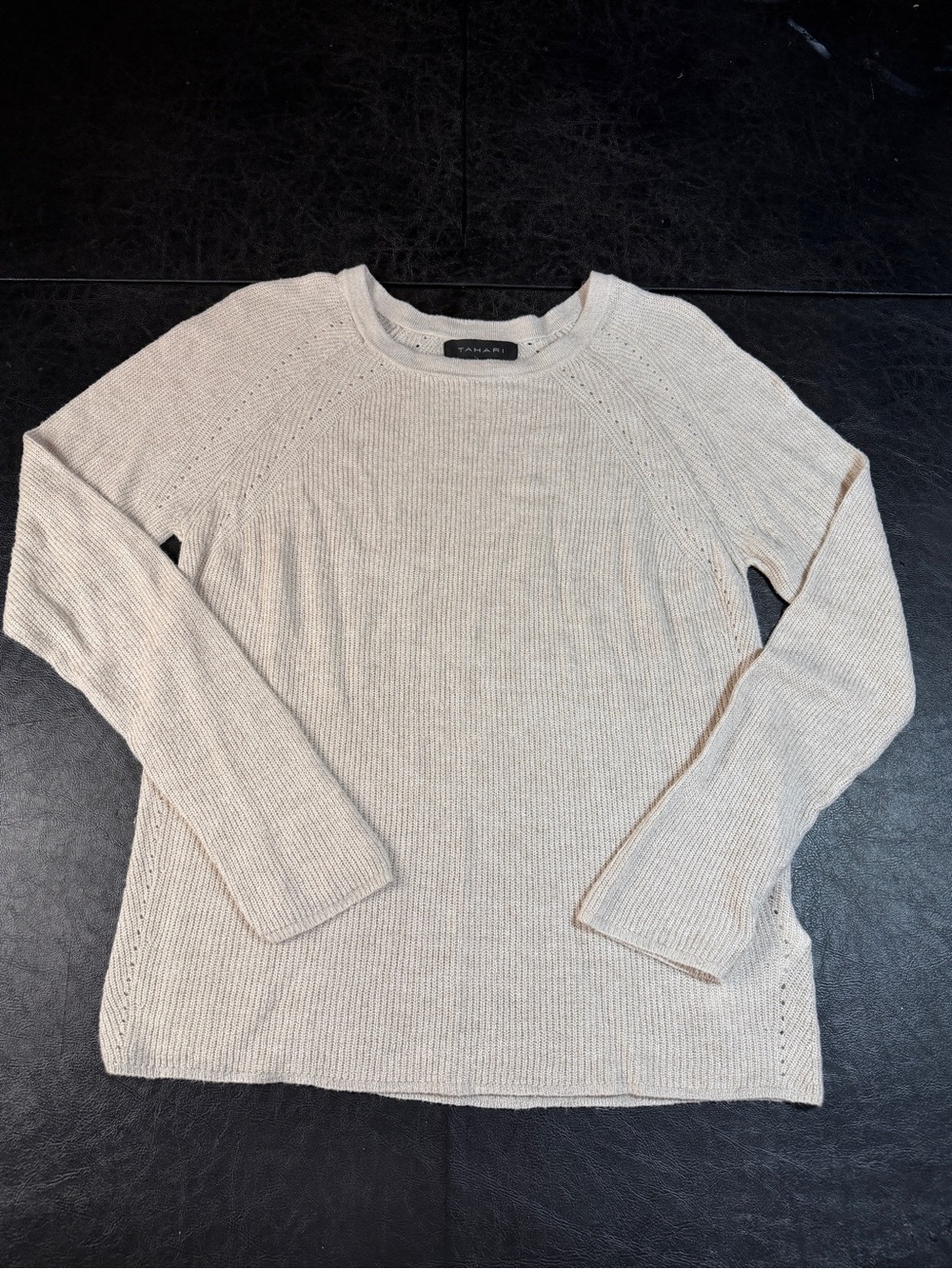 Tahari Lightweight Cream Knit Sweater Womens Small